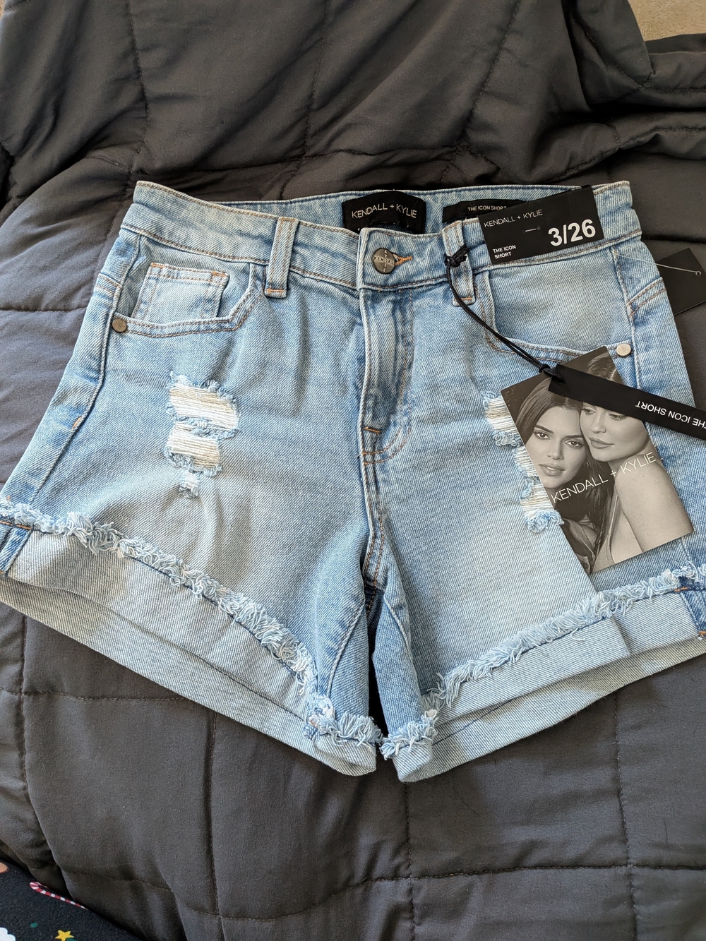 Kendall + Kylie Denim Shorts Size 26 Distressed High Rise NWT